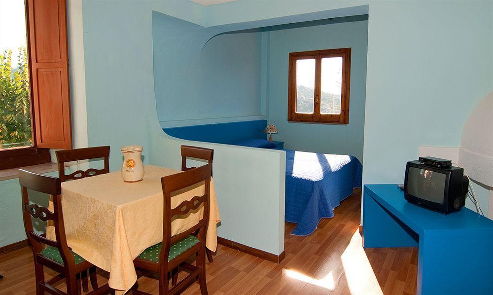 Freedom Holiday Residence Massa Lubrense Room photo