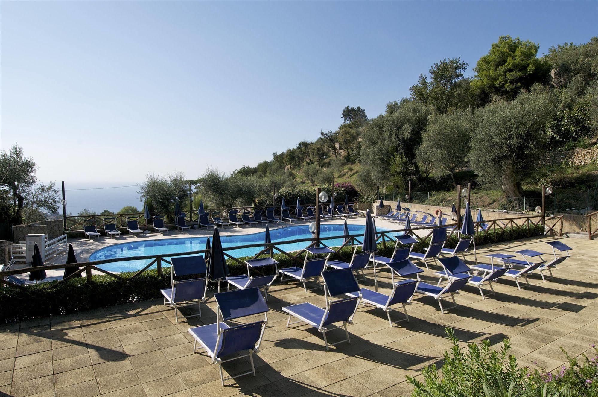 Freedom Holiday Residence Massa Lubrense Exterior photo